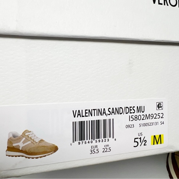 Veronica Beard Valentina Sneakers
Size 5.5 - Picture 10 of 11